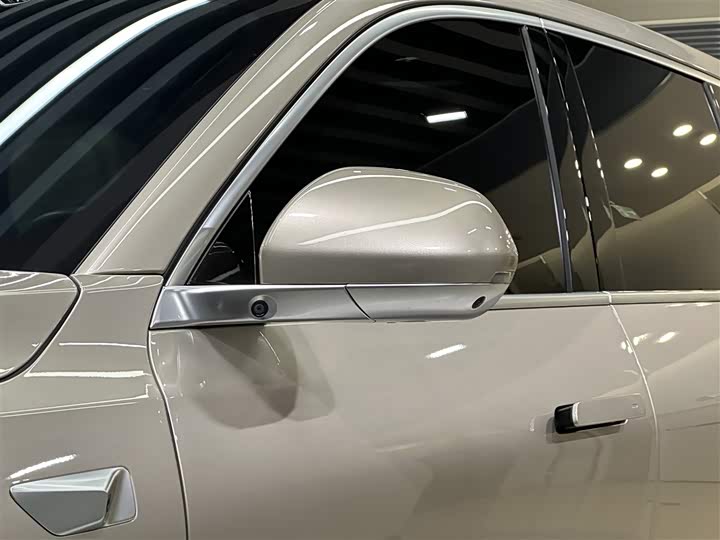 Фото 9 - LiXiang L9