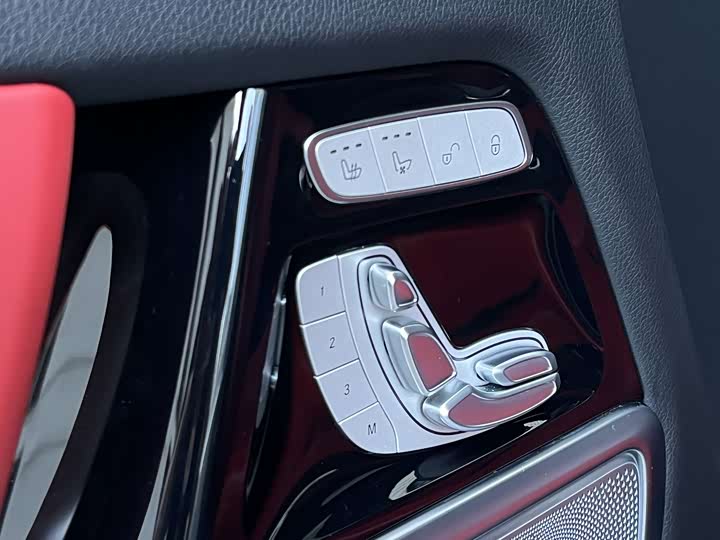 Фото 8 - Mercedes-Benz G-Class AMG