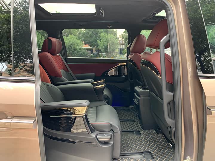 Фото 16 - GAC Trumpchi M8