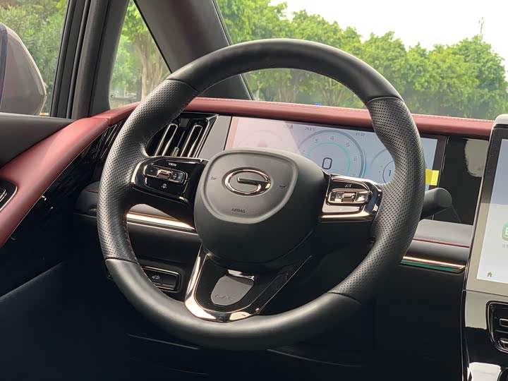 Фото 19 - GAC Trumpchi M8