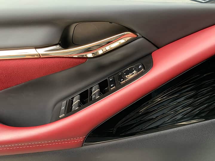 Фото 22 - GAC Trumpchi M8