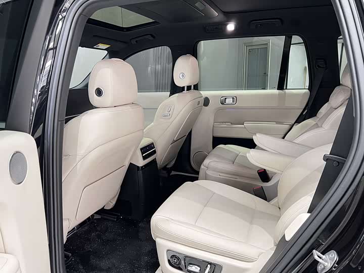 Фото 11 - LiXiang L9