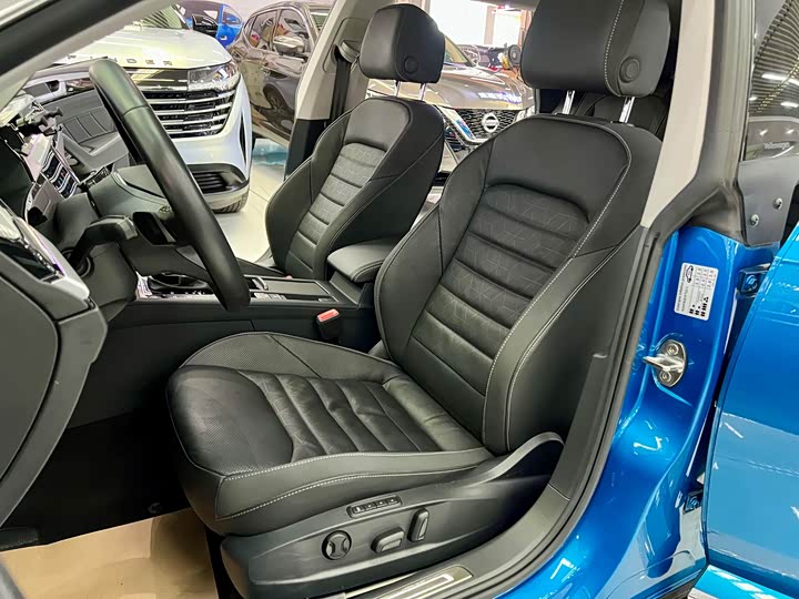 Фото 12 - Volkswagen CC