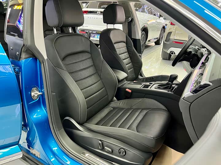 Фото 13 - Volkswagen CC