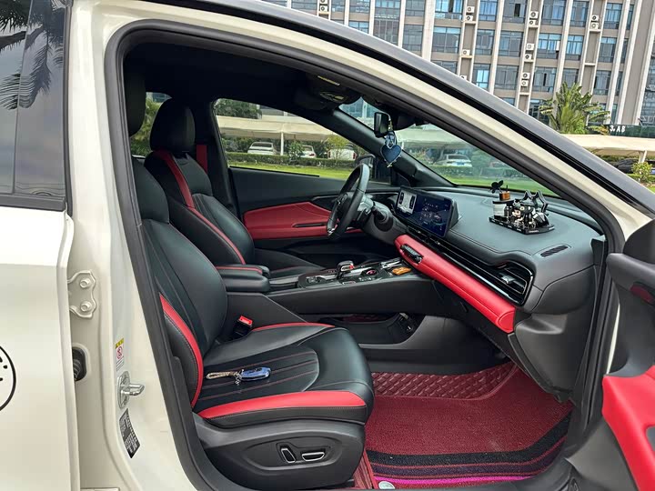 Фото 9 - GAC Trumpchi Empow R