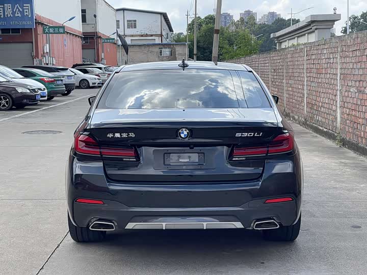 Фото 5 - BMW 5 Series