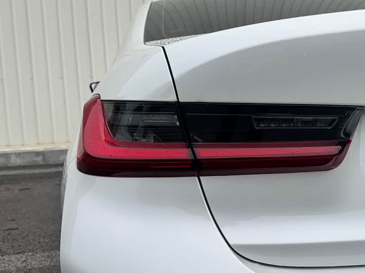 Фото 12 - BMW 3 Series