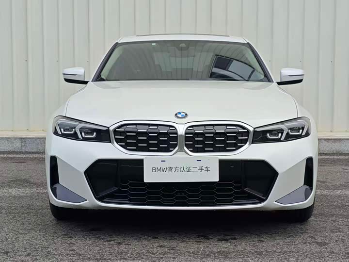 Фото 2 - BMW 3 Series