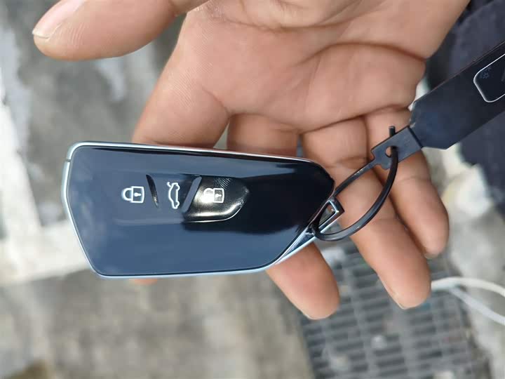 Фото 9 - Volkswagen ID.4 X