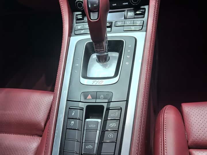 Фото 16 - Porsche 718