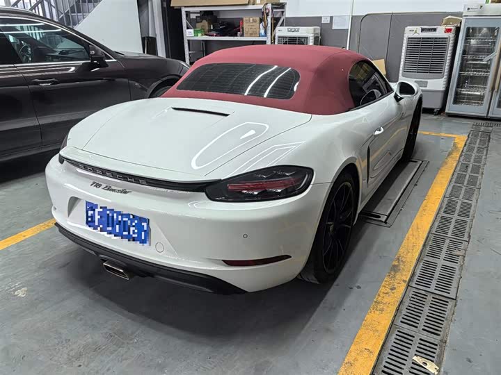 Фото 19 - Porsche 718