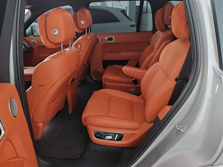 Фото 14 - LiXiang L9