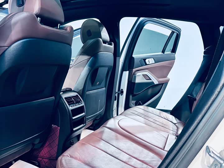 Фото 12 - BMW X6