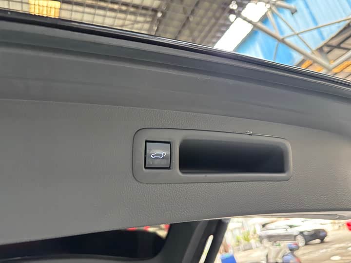 Фото 15 - Toyota Highlander