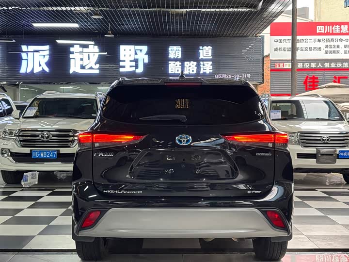 Фото 3 - Toyota Highlander