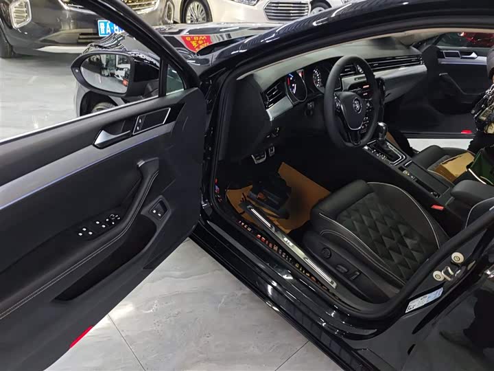 Фото 16 - Volkswagen Magotan GTE Hybrid