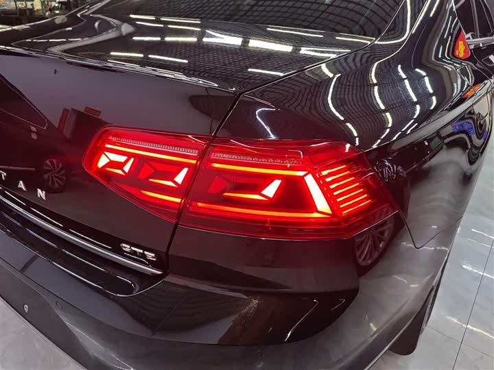 Фото 8 - Volkswagen Magotan GTE Hybrid