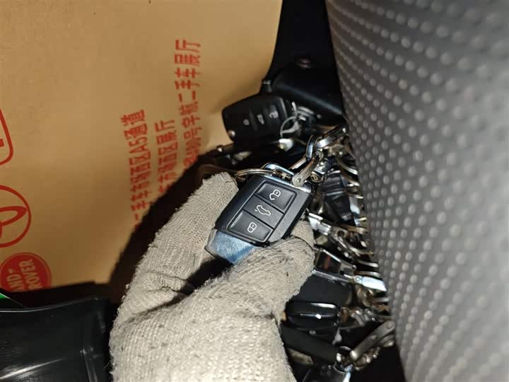 Фото 9 - Volkswagen Magotan GTE Hybrid