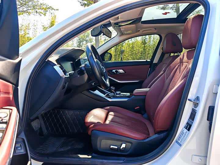 Фото 7 - BMW 3 Series