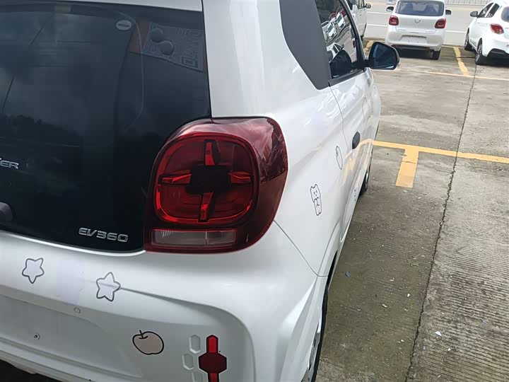 Фото 8 - Roewe Clever