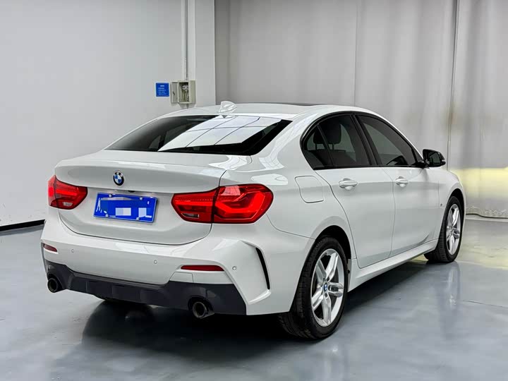 Фото 14 - BMW 1 Series