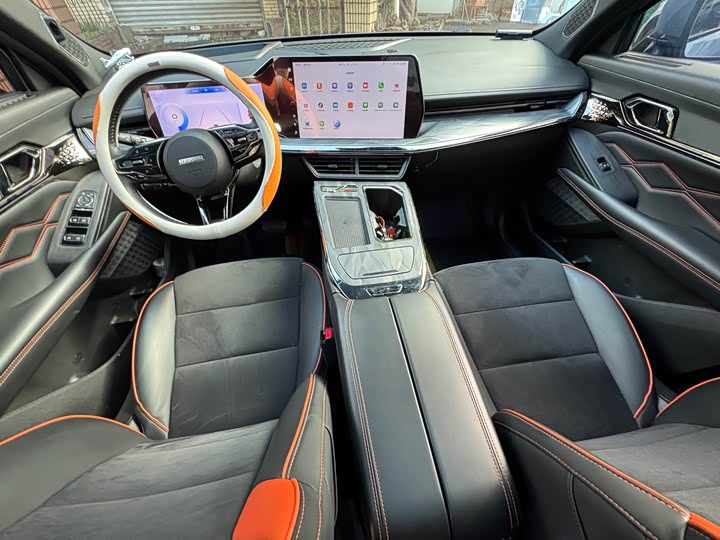 Фото 14 - Haval F7 (Monster)