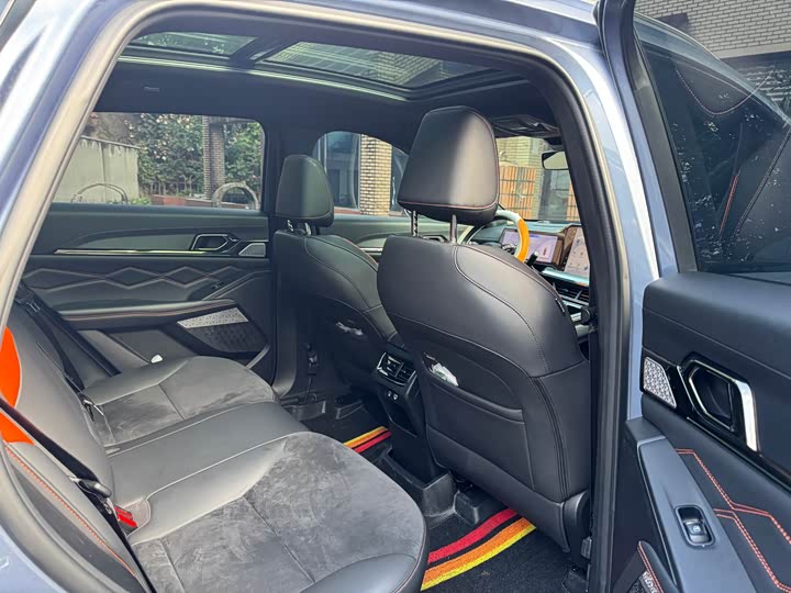 Фото 5 - Haval F7 (Monster)