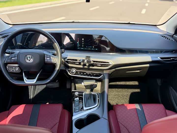 Фото 8 - Changan Eado Plus