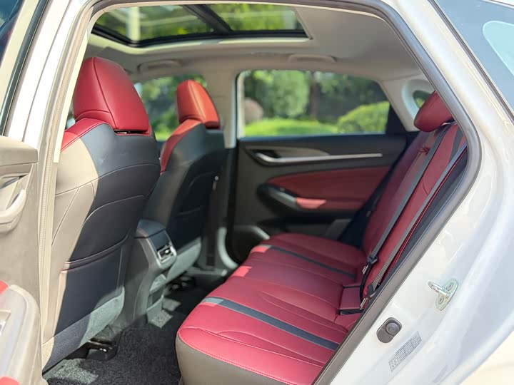 Фото 9 - Changan Eado Plus