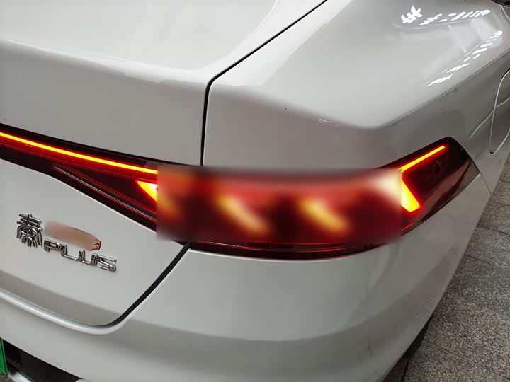 Фото 8 - BYD Qin Plus