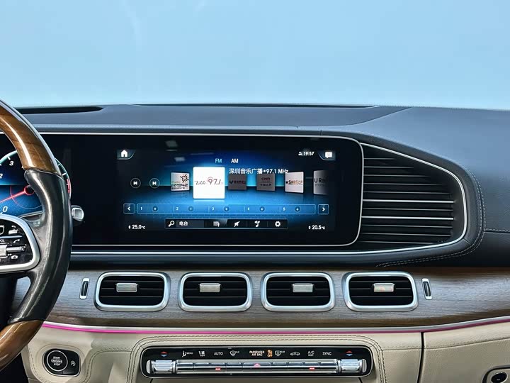 Фото 28 - Mercedes-Benz GLS-Class