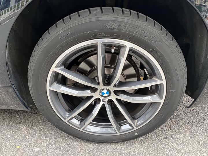 Фото 16 - BMW 5 Series