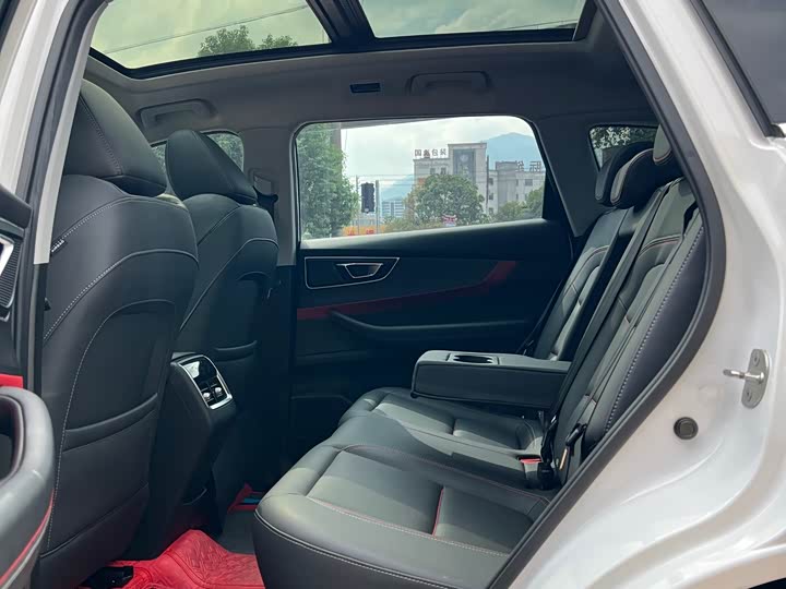 Фото 11 - Chery Tiggo 7