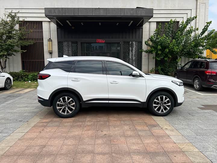 Фото 12 - Chery Tiggo 7