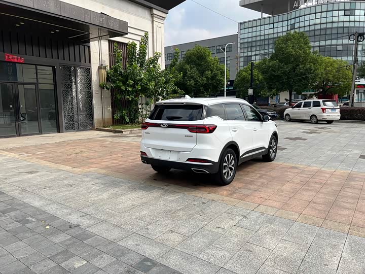 Фото 13 - Chery Tiggo 7