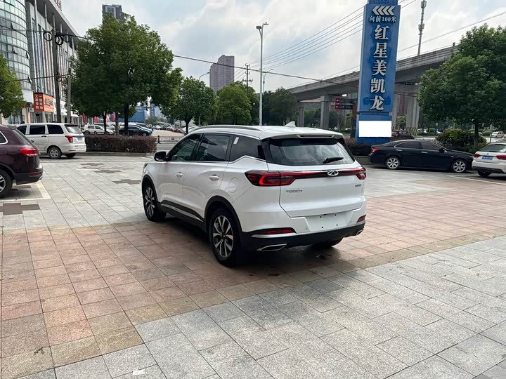 Фото 16 - Chery Tiggo 7