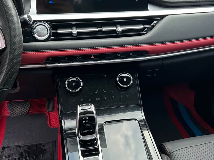 Фото 8 - Chery Tiggo 7