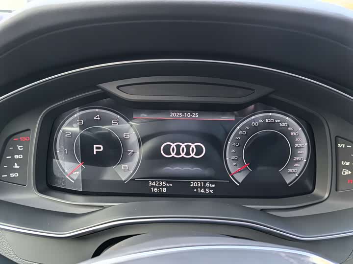 Фото 12 - Audi A6L