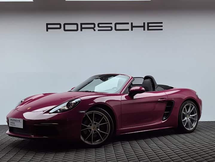 Фото 1 - Porsche 718