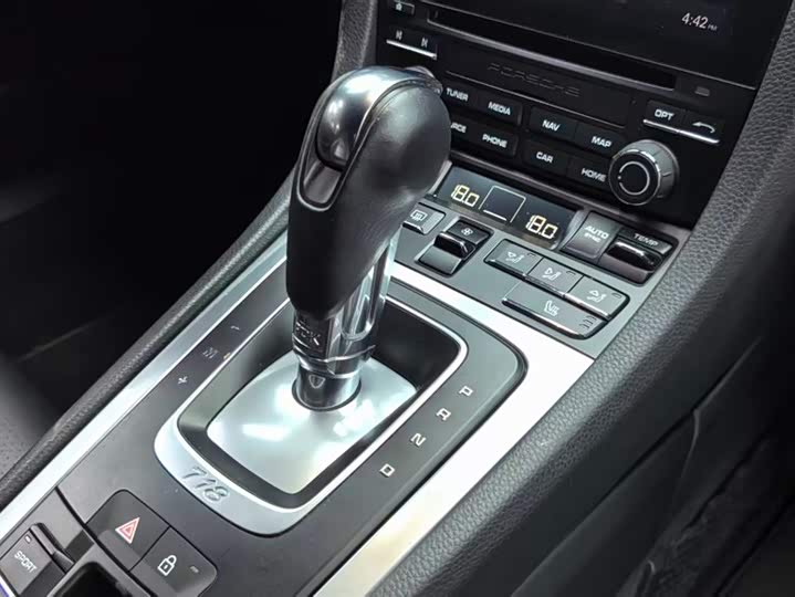 Фото 14 - Porsche 718