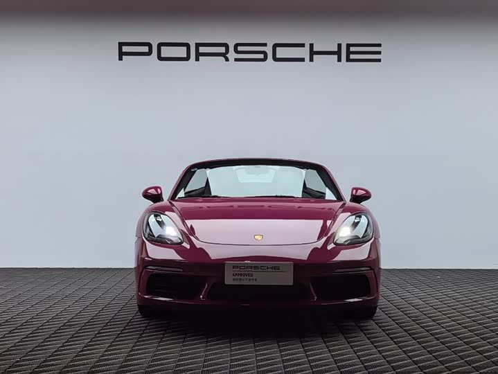 Фото 2 - Porsche 718