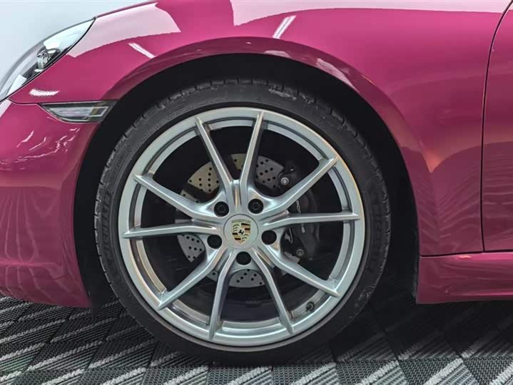 Фото 8 - Porsche 718