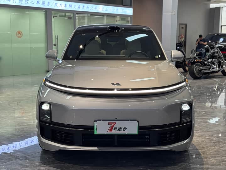 Фото 2 - LiXiang L9