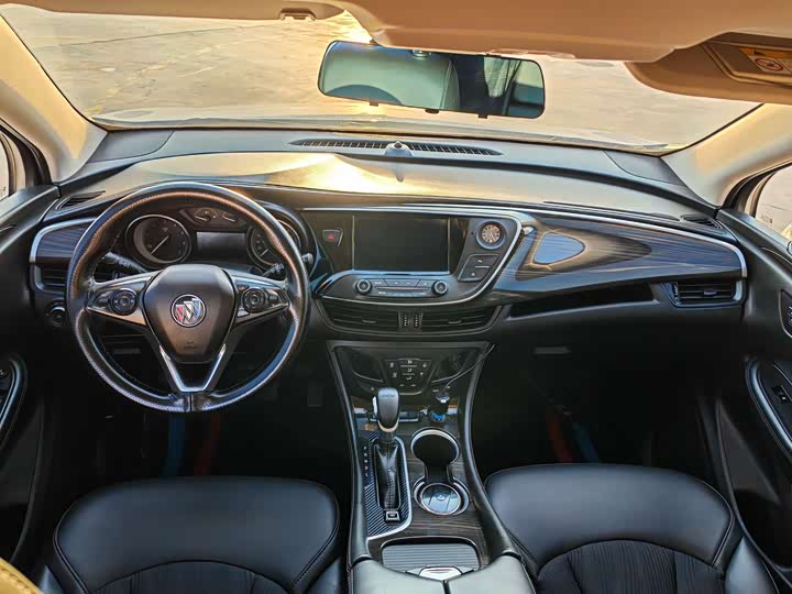 Фото 6 - Buick Envision Plus