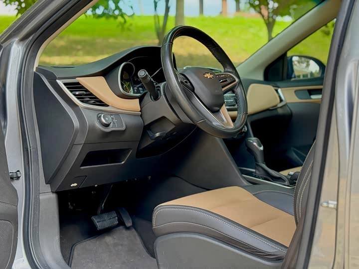 Фото 11 - Chevrolet Monza