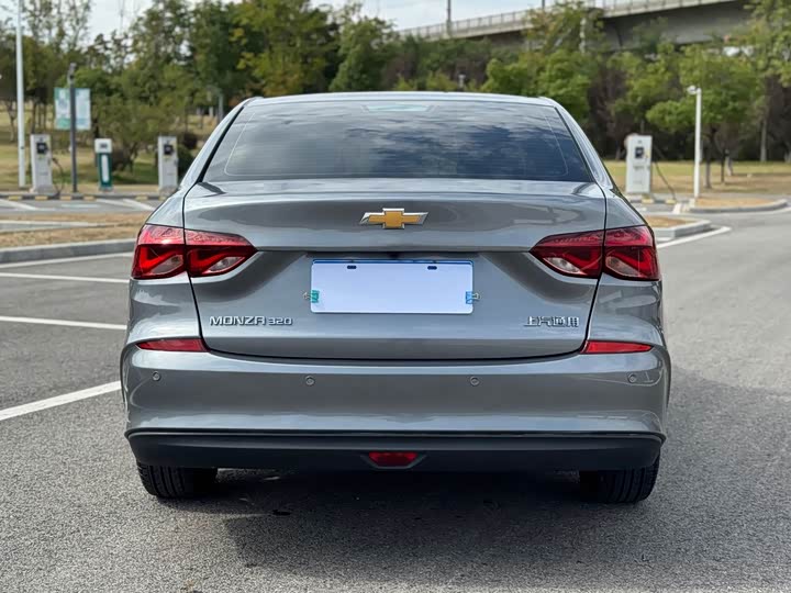 Фото 5 - Chevrolet Monza