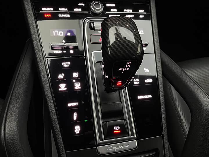 Фото 16 - Porsche Cayenne