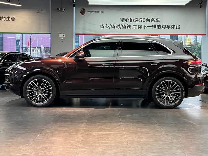 Фото 18 - Porsche Cayenne