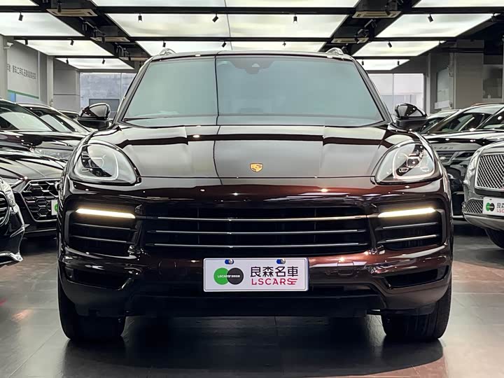 Фото 2 - Porsche Cayenne