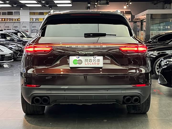 Фото 5 - Porsche Cayenne